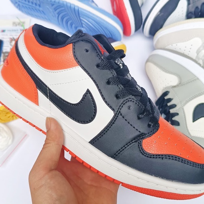 Giày thể thao Jordan 1 cổ thấp ⚡️𝐅𝐑𝐄𝐄 𝐒𝐇𝐈𝐏⚡️ Giày Sneaker JD1 Thấp cổ đủ màu đang làm bão thị trường 2021