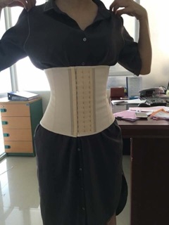Đai định hình vòng eo latex
