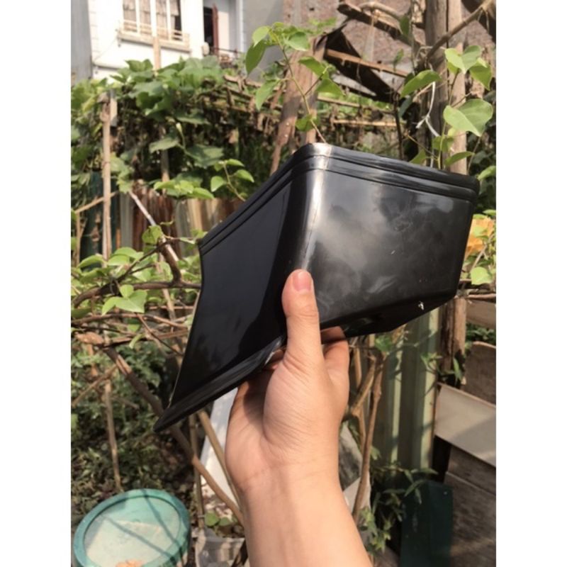 Hộp đựng đồ phía trước xe WinnerX cực đẹp