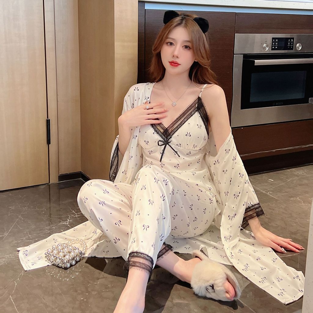 Bộ Đồ Ngủ Lụa 3 Món Phối Ren Gợi Cảm Dành Cho Nữ