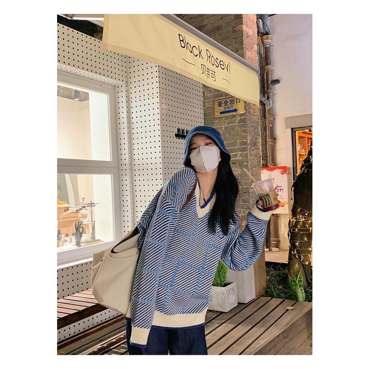 Áo len cổ chữ V dáng rộng phong cách Hàn Quốc thời trang cho nữ | BigBuy360 - bigbuy360.vn