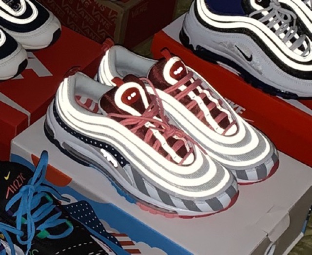 Gom Lúa Giày AirMax97 Trắng Xanh Đen Hồng