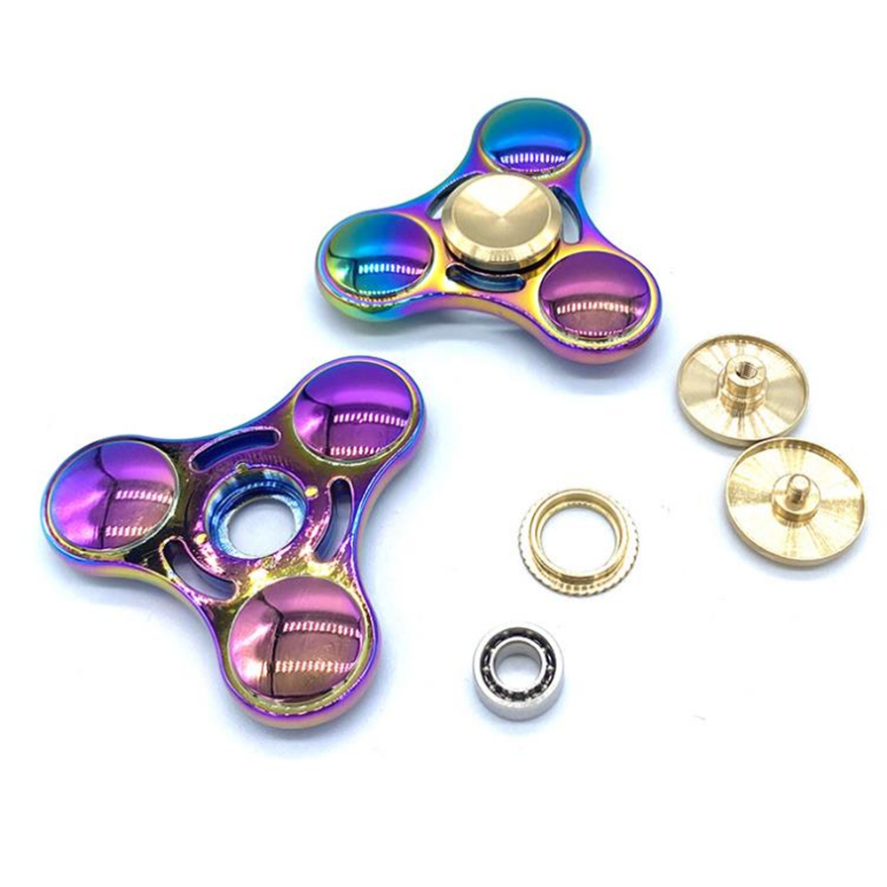 Con quay đồ chơi màu cầu vồng chất liệu kim loại độc đáo