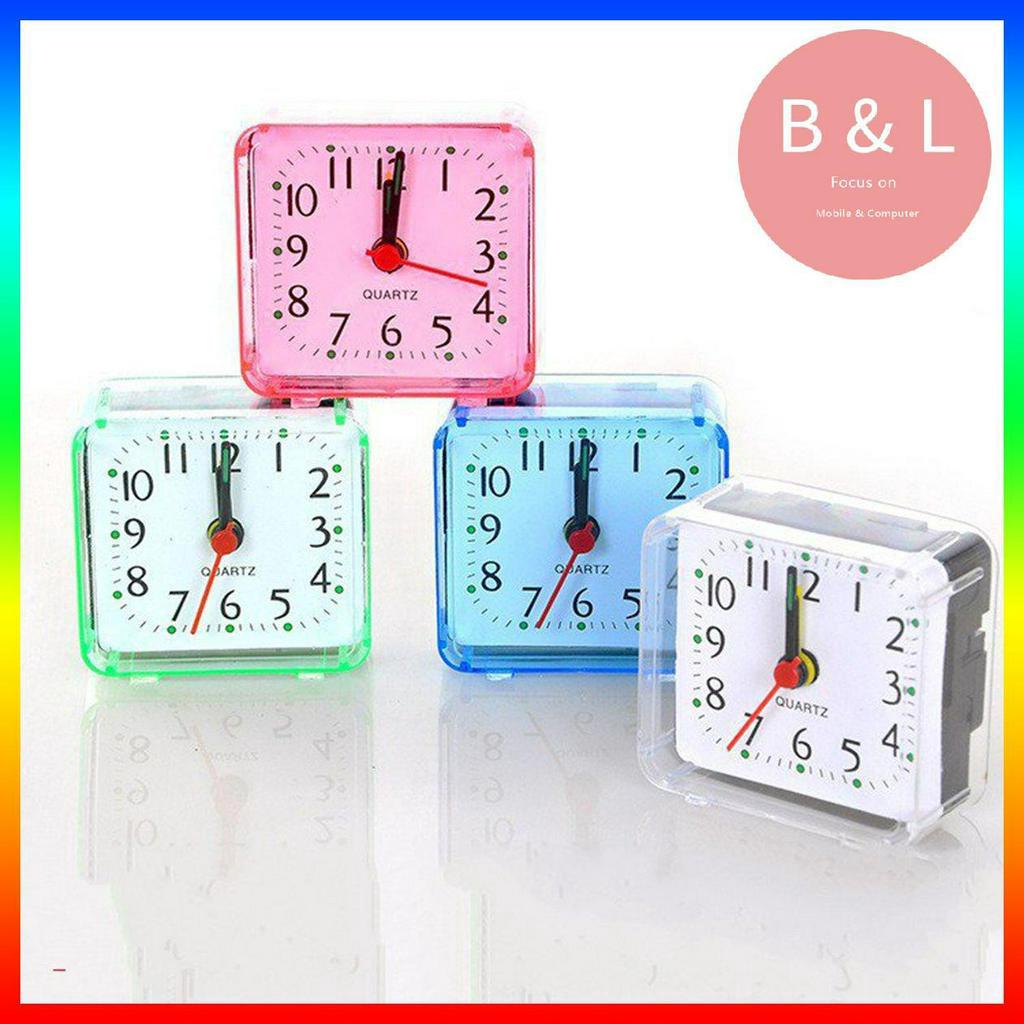 Đồng Hồ Báo Thức Để Bàn Hình Vuông Pha Lê Sang Trọng