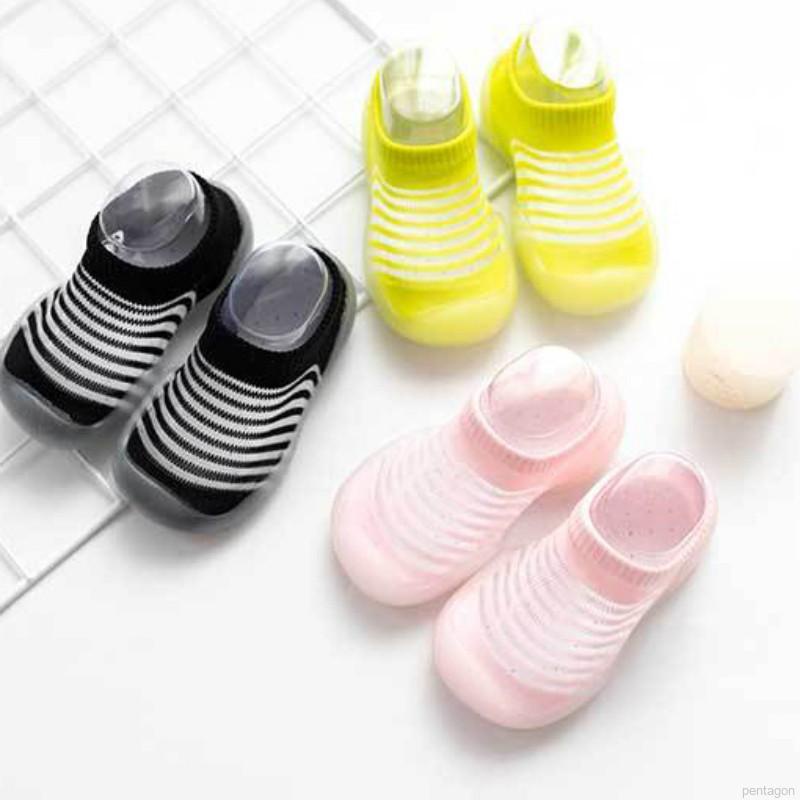 Giày Đế Silicon Mềm Chống Trượt Thoáng Khí Họa Tiết Kẻ Sọc Cho Bé