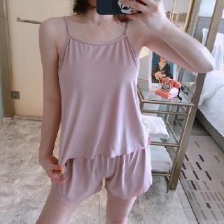 Bộ đồ ngủ bằng lụa ngắn mặc trong nhà