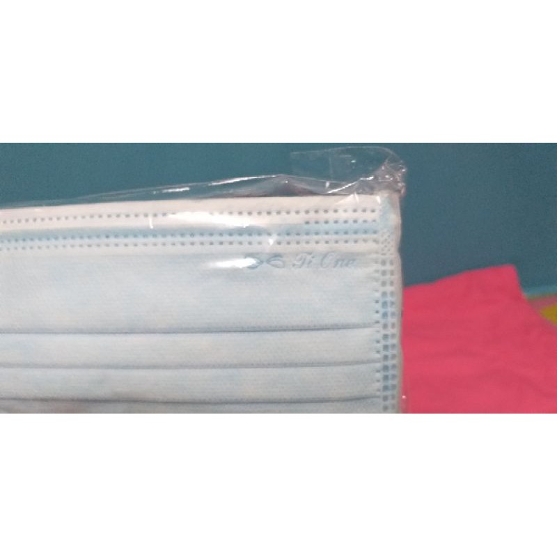 Khẩu trang Ti One hộp 50 cái 4 lớp