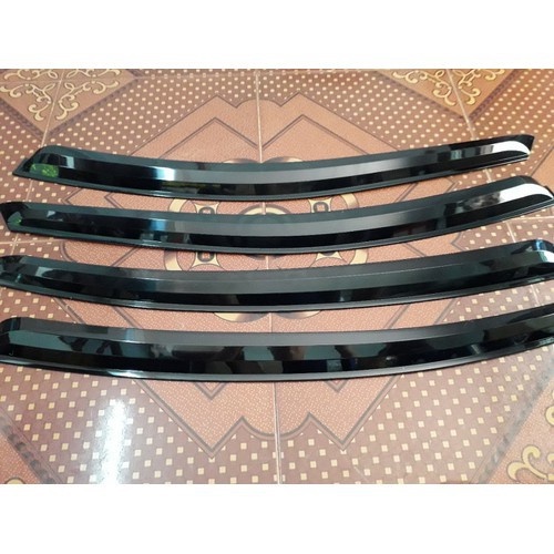 Vè che mưa Chevrolet cruze 2014-2019 nhựa đen