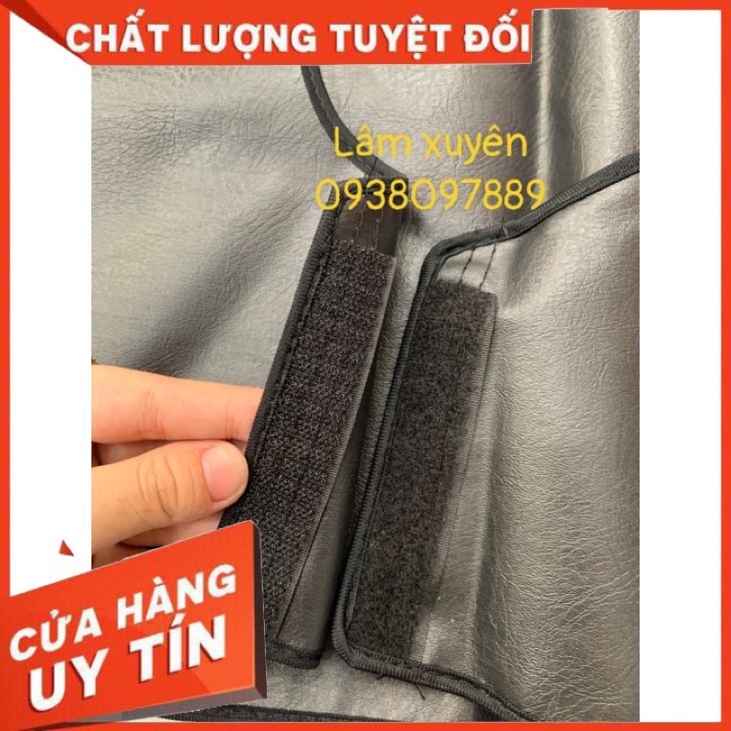 Áo choàng nhuộm tóc GIÁ RẺ khăn choàng nhuộm tóc, trên thân áo có vạch chia, có đồ dán sát, da đen không dính hóa chất