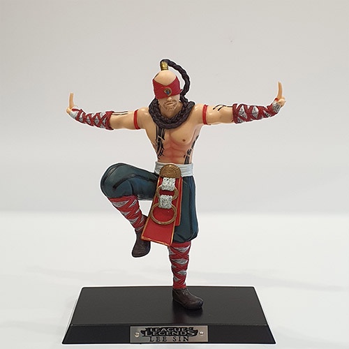 Mô hình nhân vật Lee Sin (Liên Minh Huyền Thoại)