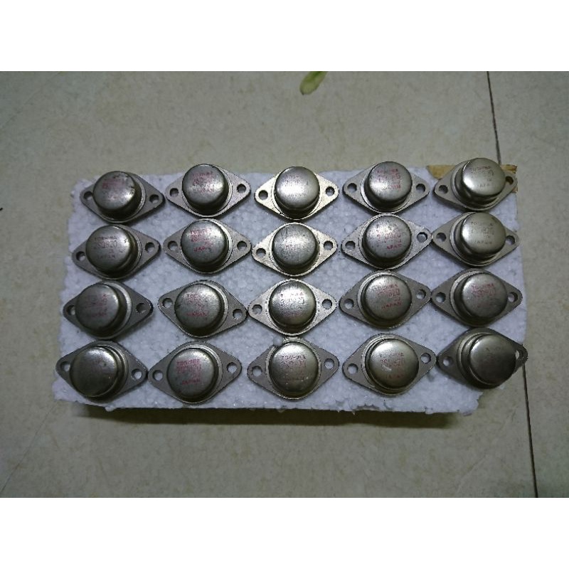 Sò nhật 2SD820. 600V/8A/150w