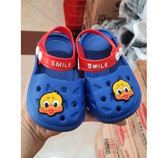 GIÀY SỤC QUAI SAU SIÊU NHẸ HÌNH CHÚ VỊT CHO BÉ