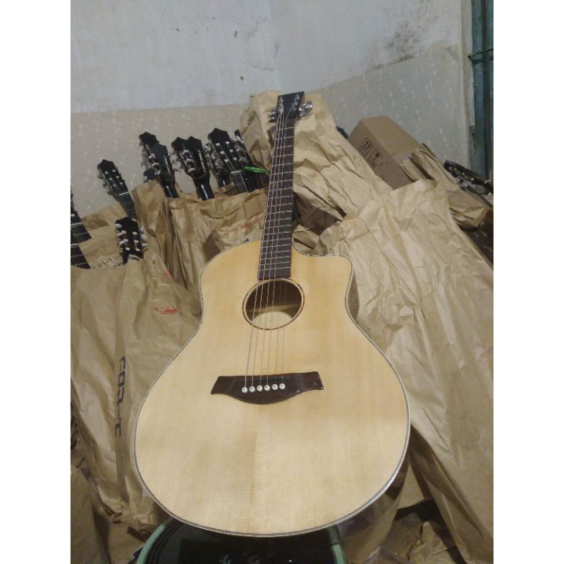 Guitar Acoustic CF75 gỗ thông. TẠI KHO XƯỞNG. Có ty chỉnh cần