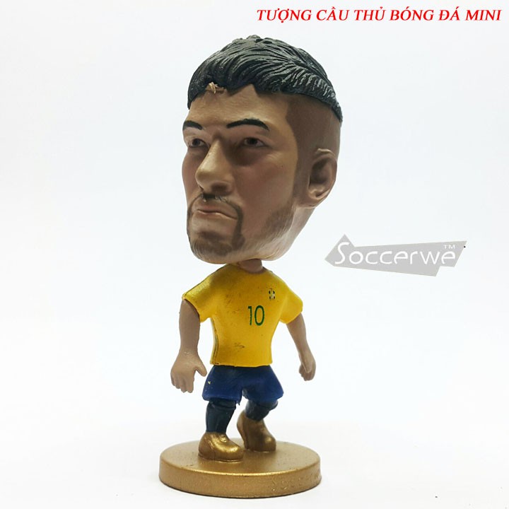 Tượng cầu thủ bóng đá Neymar