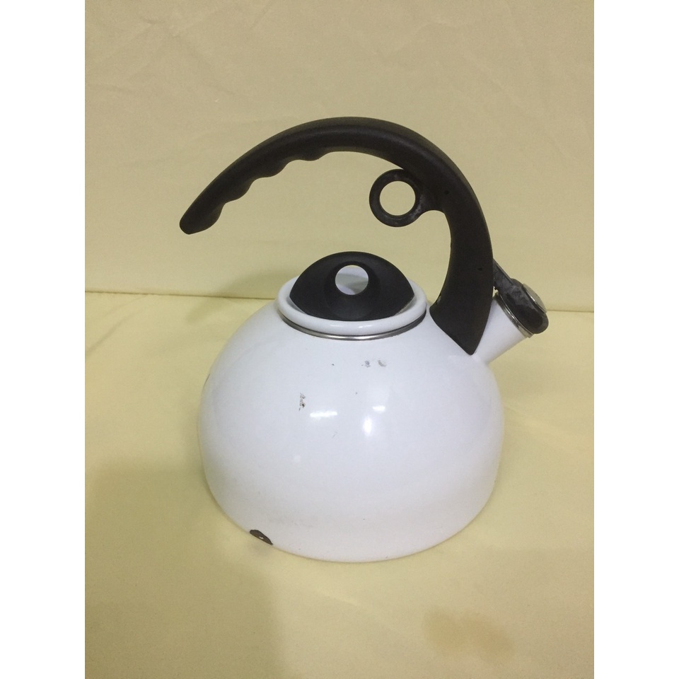 Ấm men có còi hú nội địa Nhật (2.5L) (mã 712), Dùng được bếp từ