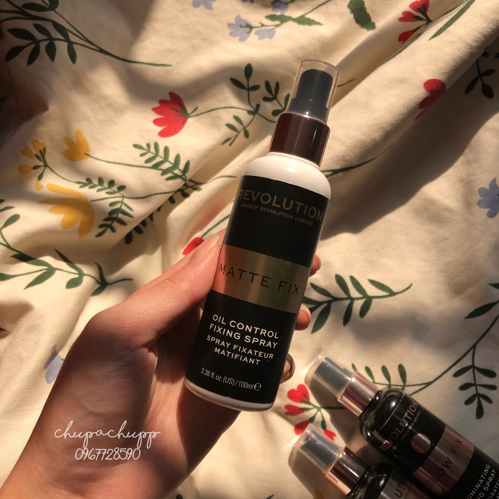 Setting spray Makeup Revolution