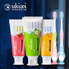 Kem đánh răng Ukiwi cho bé