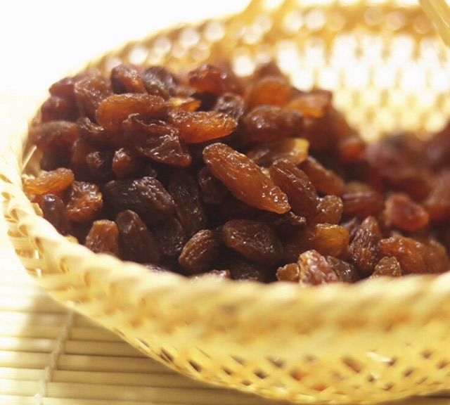 Nho khô vàng Ấn Độ 100gr