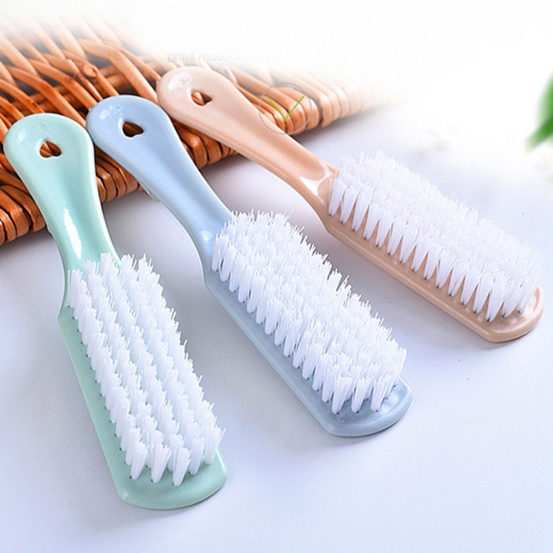 1 + 1 Mua SắmBàn Chải Chà Giày Bằng Nhựa Mềm Có Tay Cầm Tiện Lợi