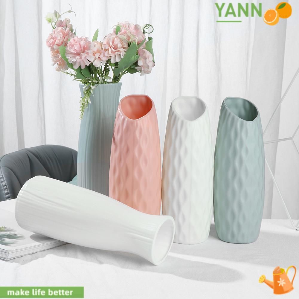 Bình Hoa Nhựa Giả Gốm Sứ 1 Cái