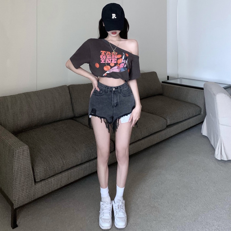 Áo Thun Tay Ngắn Trễ Vai In Họa Tiết Graffiti Quyến Rũ Thời Trang Cho Nữ