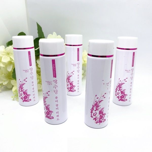 Nước hoa hồng Young Pretty mờ nám, sáng da Hàn Quốc