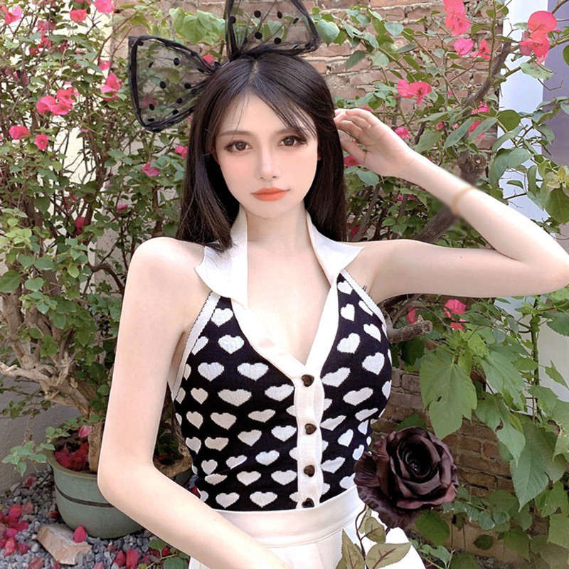 Áo Lửng Hai Dây Cổ Sâu Quyến Rũ Dành Cho Nữ