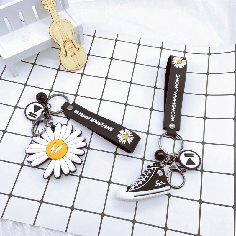 Móc khoá hoạ tiết thời trang phong cách Hàn Quốc