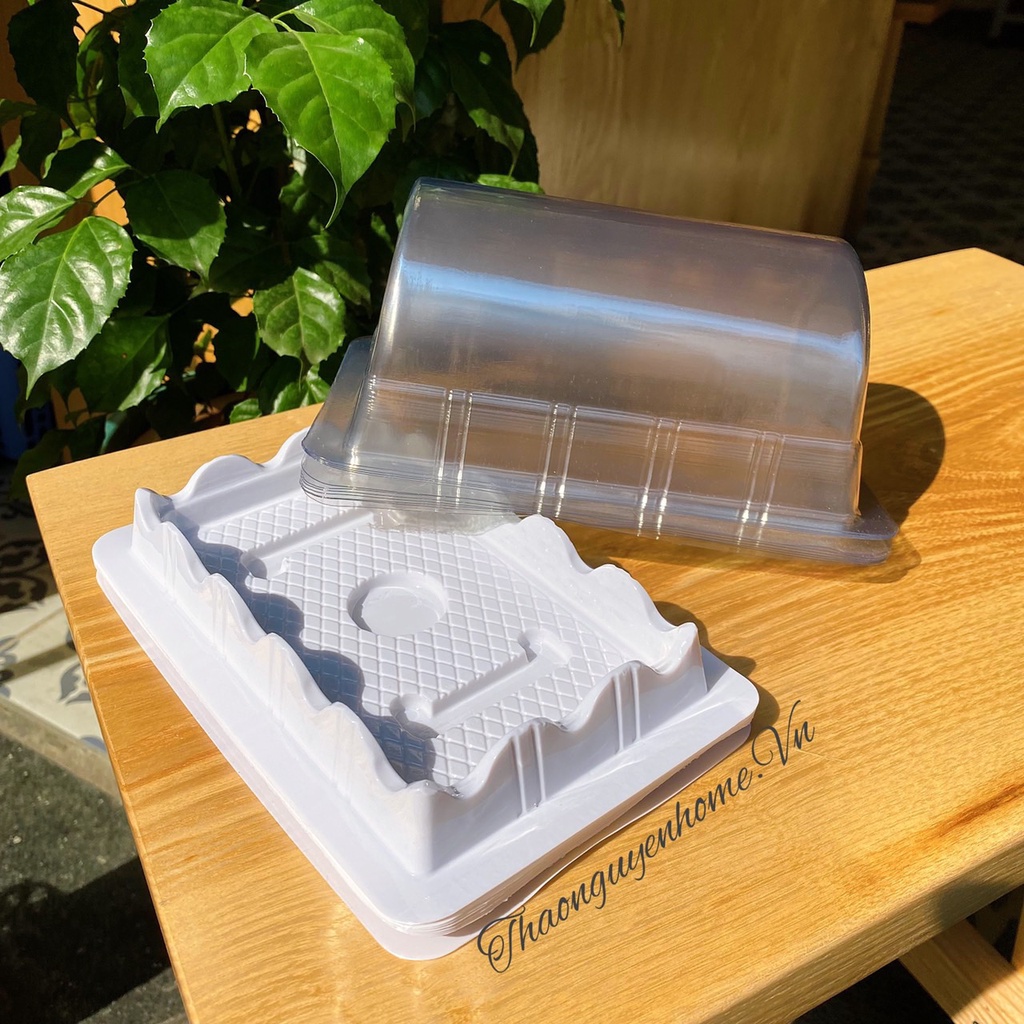 Hộp đựng bánh bông lan cuộn