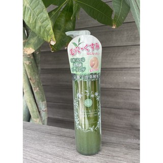 Gel tẩy tế bào chết trà xanh Santa Marche 200ml