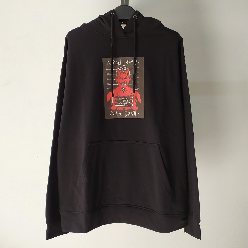 Áo hoodie dáng rộng Devil