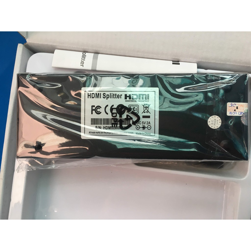 Bộ chia HDMI 4k*2k hỗ trợ 1 đầu vào và 4 đầu ra HDMI ( tất cả đều hỗ trợ 4k-2k )