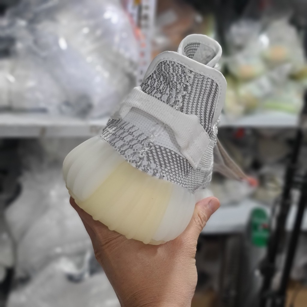 Giày YZ 350 🎁FREESHIP🎁 Giày YZ350 Trắng Xám Một Một | BigBuy360 - bigbuy360.vn