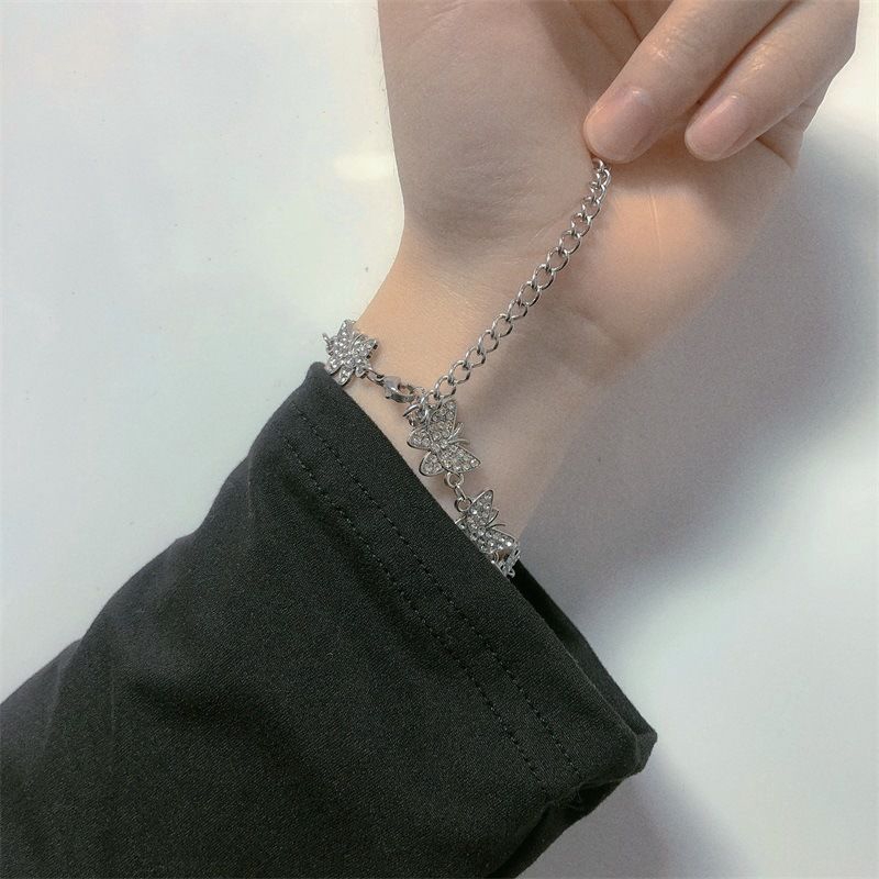 Vòng Tay Kim Loại Mặt Hình Bướm Đính Đá Xinh Xắn 22379 | BigBuy360 - bigbuy360.vn