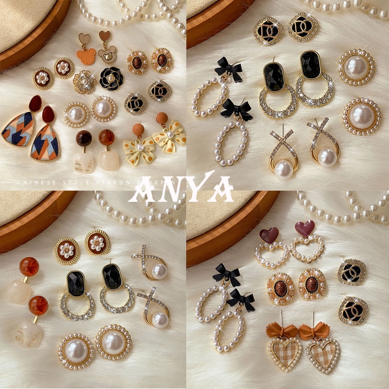 Khuyên Tai Đính Đá Ngọc Trai Nhân Tạo Phong Cách Thời Trang Hàn Quốc 2023