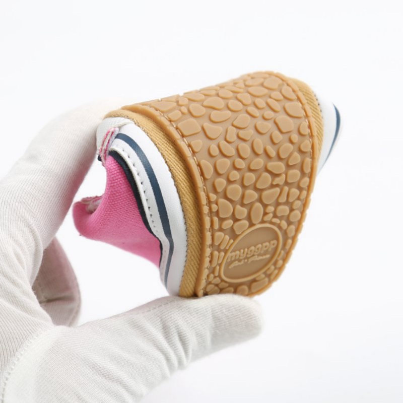 Giày vải bạt chống trượt hợp thời trang cho em bé