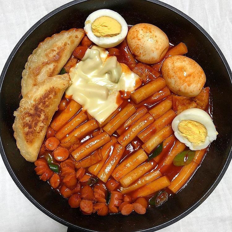 Combo lẩu tokbokki mua 4 tặng 1 tặng kèm mì không vị