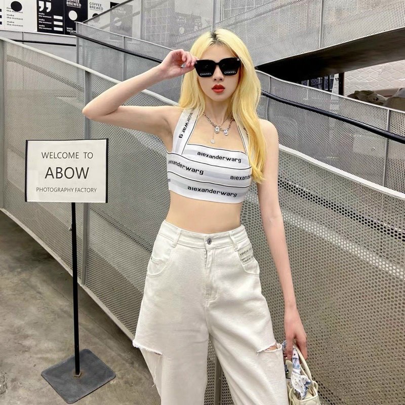 Áo kiểu 2 dây chéo lưng croptop in chữ a lec cực hot , chất thun dày dặn giãn
