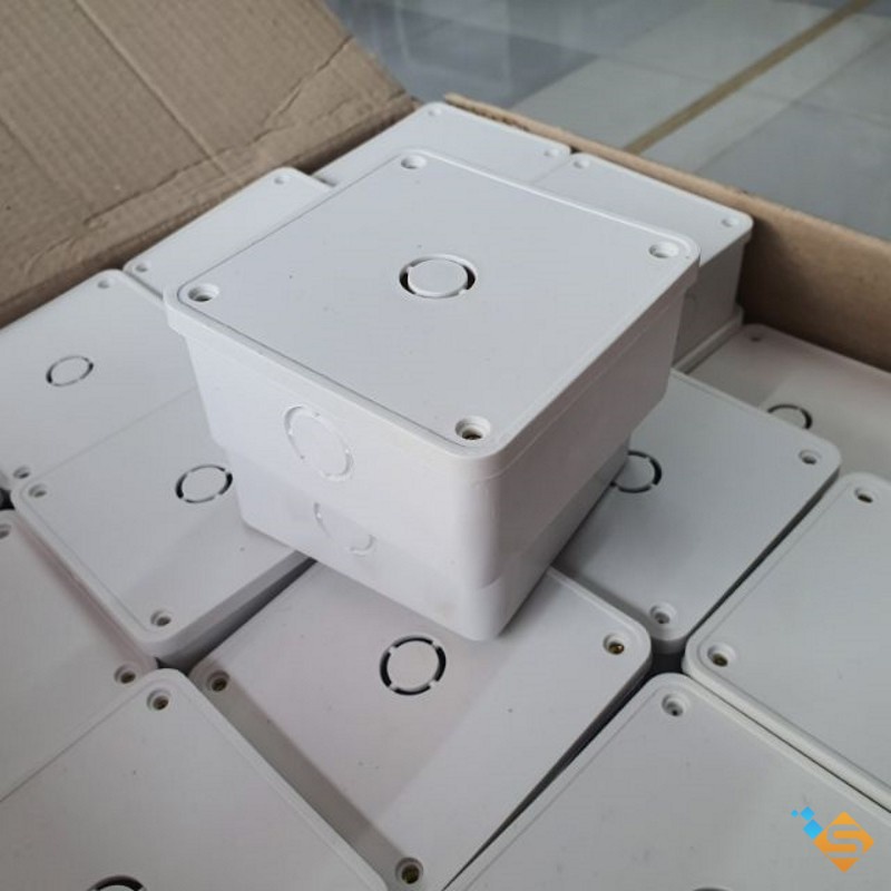 Hộp Kỹ Thuật & Chân Đế Cho Camera Nhựa ABS Chống Nước Kích Thước 11 x 11 x 5cm