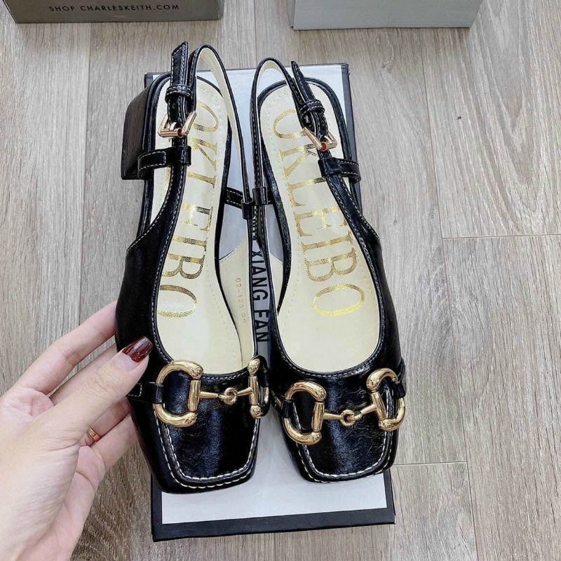 Xích 3p gucci Loại vá mũi Loại trơn 2 màu trắng đen