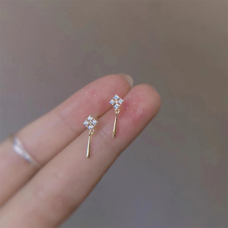 Khuyên Tai Dáng Dài Đính Đá Zircon Ngọc Trai Hình Bông Hoa Ngôi Sao Nhỏ Cao Cấp Hàn Quốc Cho Nữ