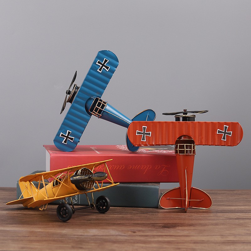 Mô hình máy bay bằng sắt độc đáo phong cách Retro châu Âu dùng trang trí