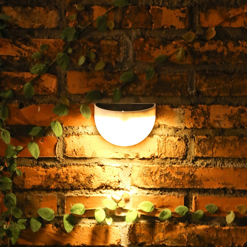 Đèn LED Sử Dụng Năng Lượng Mặt Trời Tiện Dụng Để Gắn Tường Ngoài Trời