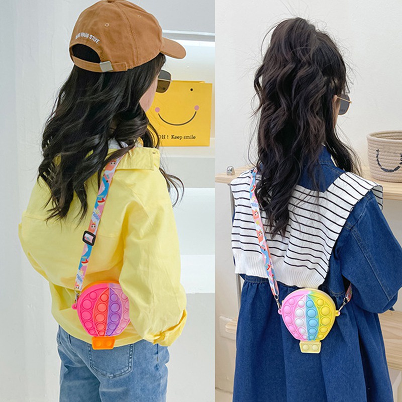 Túi Đeo Chéo Hình Công Chúa Hoạt Hình Dễ Thương Thời Trang Cho Bé Gái