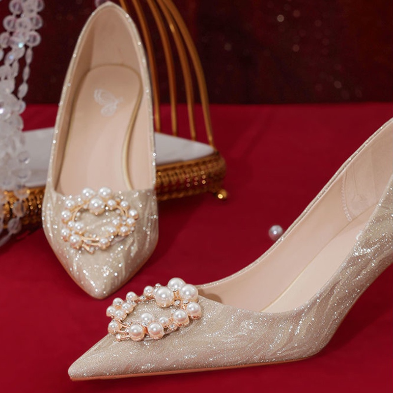 Giày Cao Gót Mũi Nhọn Đính Đá Pha Lê Sang Trọng Cho Cô Dâu