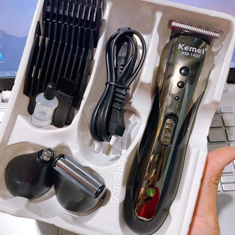 TÔNG ĐƠ CẮT TÓC 3 TRONG 1 VỪA CẮT TÓC VỪA CẠO RÂU, VỪA CẠO RÂU VỪA CẮT LÔNG MŨI VÔ CÙNG TIỆN LỢI