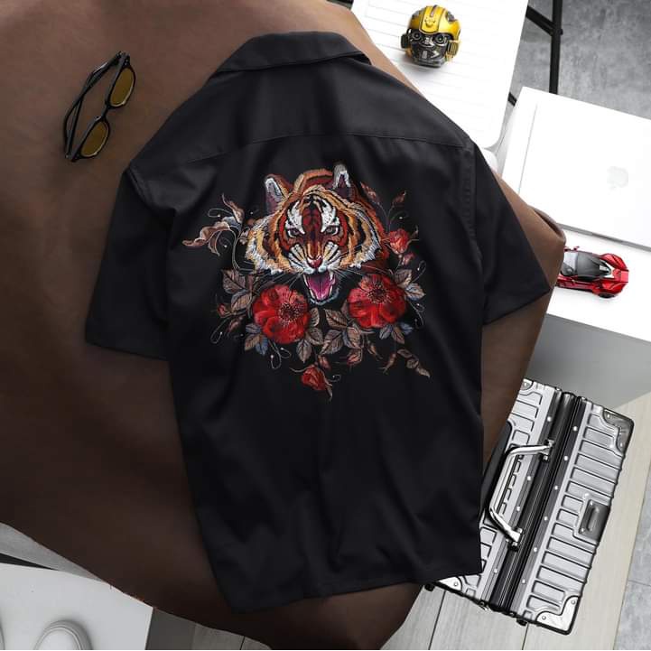 Áo sơ mi cổ vest ngắn tay form rộng unisex in hoạ tiết phong cách trẻ