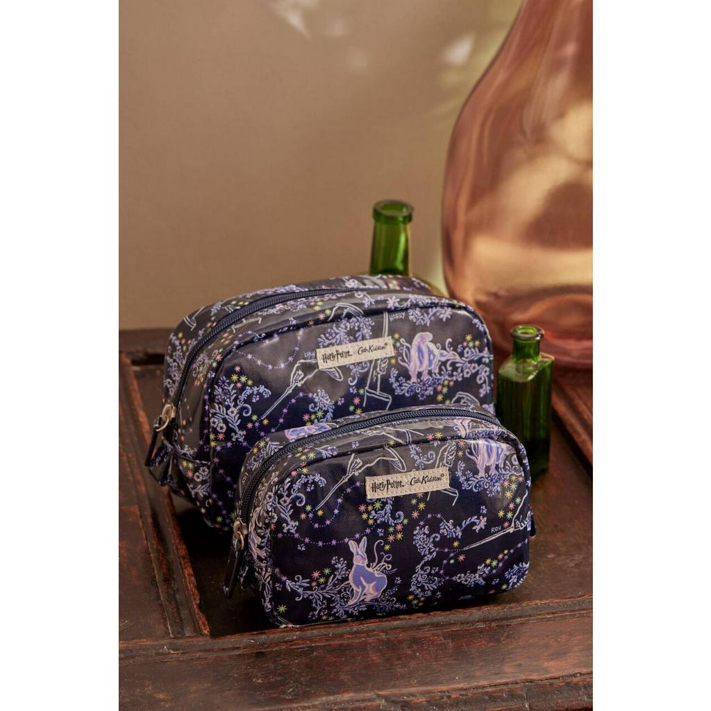 Túi đựng mỹ phẩm/Classic Make Up Case  Spells and Charms - Navy - 1083682
