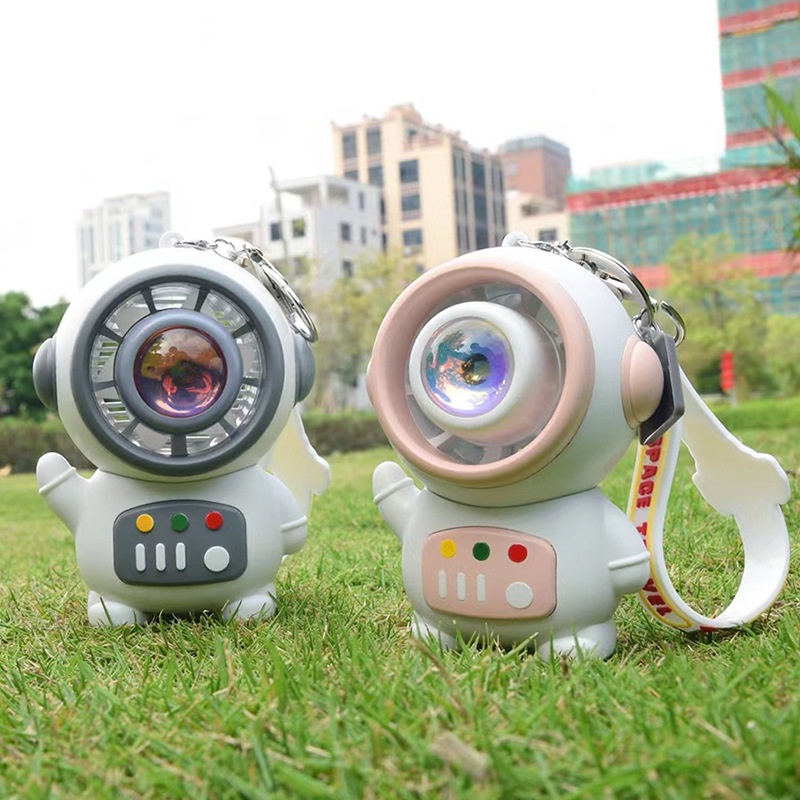 Quạt Điện mini Không Cánh Hình Phi Hành Gia 2022 Cho Trẻ Em