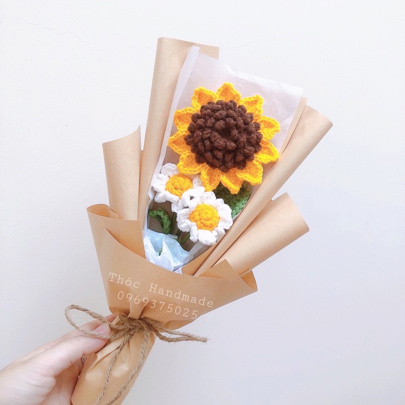 Bó hoa bằng len handmade làm quà tặng/trang trí